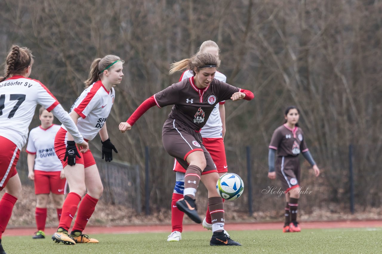 Bild 387 - B-Juniorinnen Walddoerfer - St.Pauli : Ergebnis: 4:1